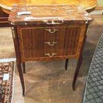 167 3170 CHEST OF DRAWERS